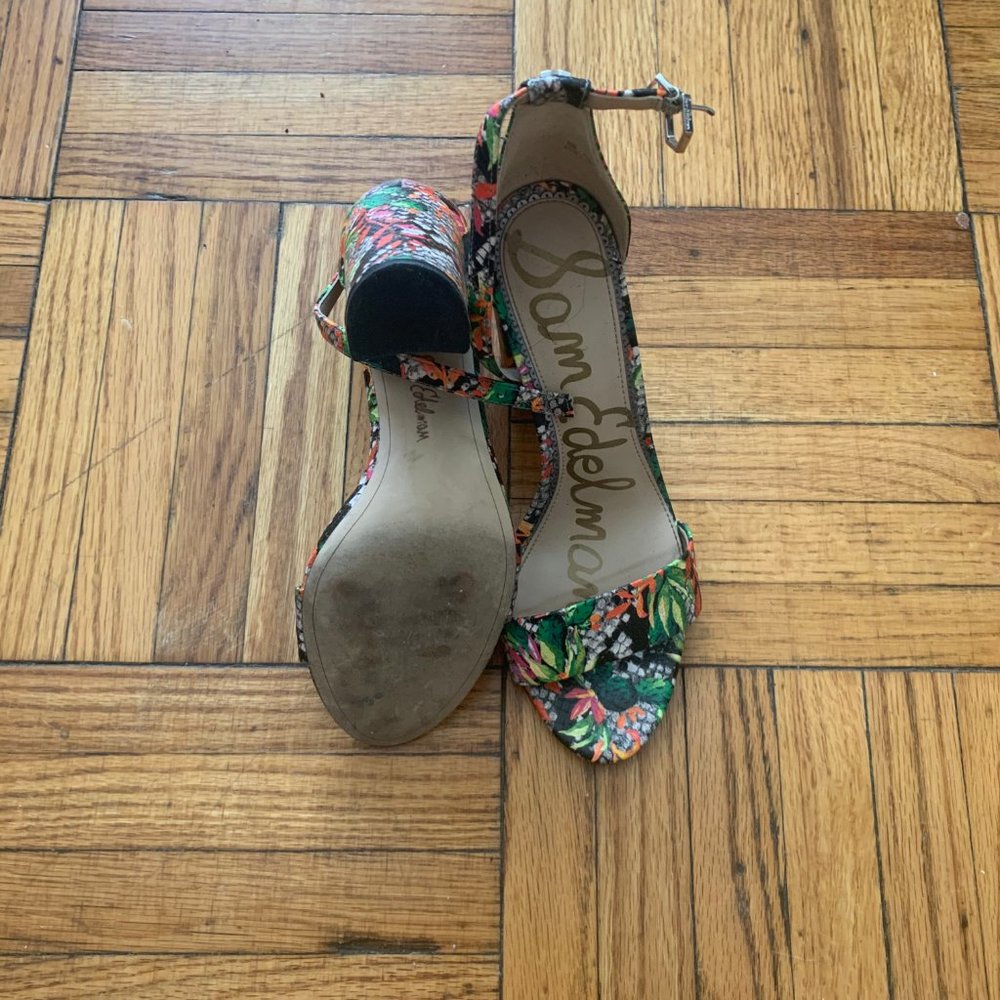 Sam Edelman Print (Tropical / Floral) Block Heel - Picture 3 of 3